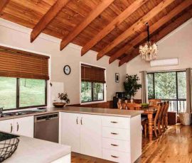 Riberry House - Dining